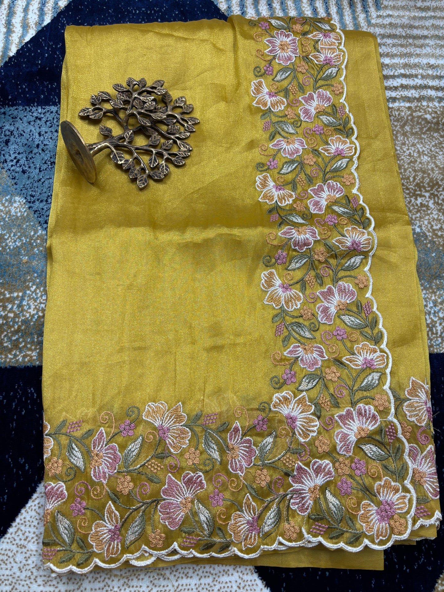 Pure Tussar Scallop Work