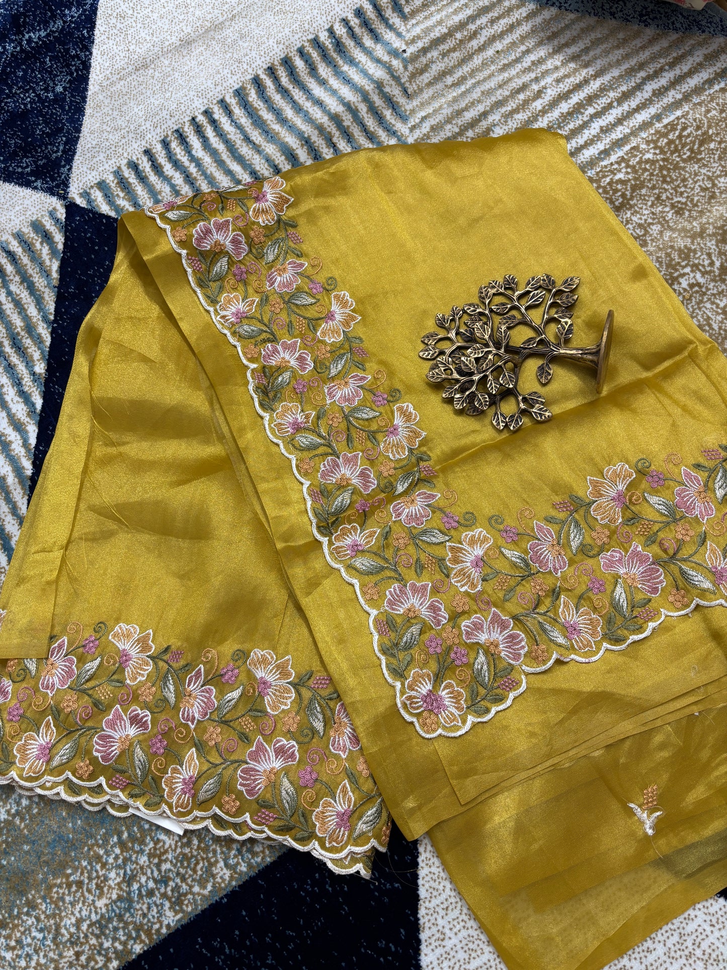 Pure Tussar Scallop Work
