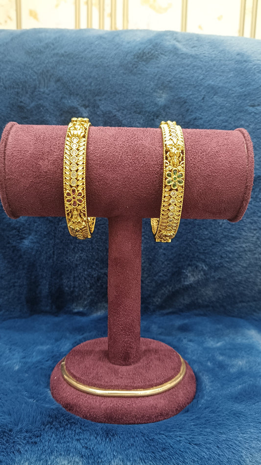 Lakshmi Devi Emerald & Rubby white stone