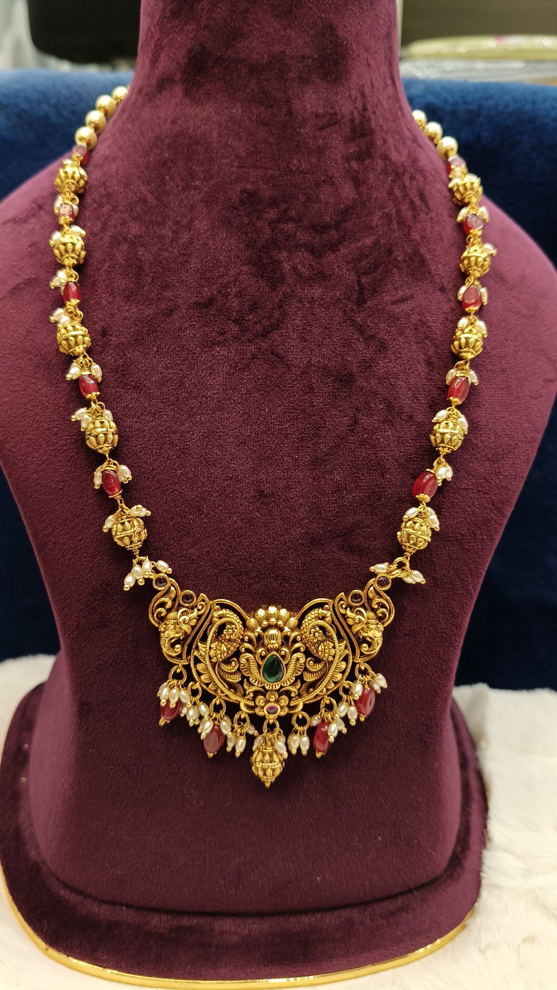 Ganesh Design chain with Earrings NN Collections