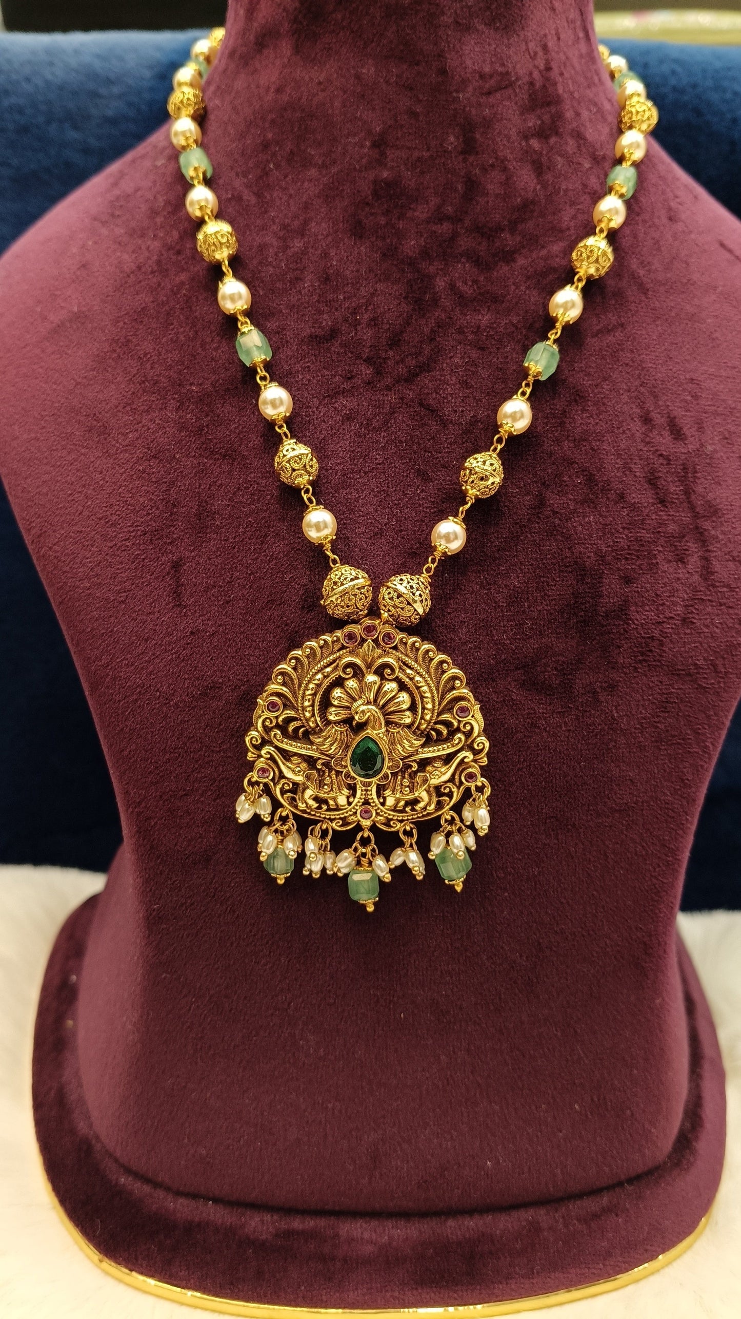 Peacock pendant with Earrings NN Collections